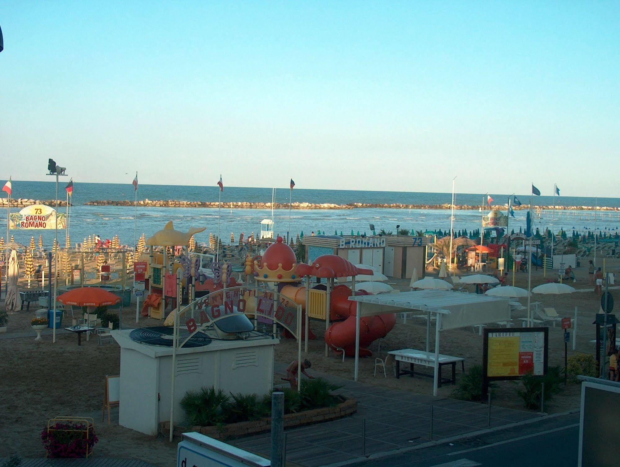 Hotel Trevi Bellaria-Igea Marina Exterior photo
