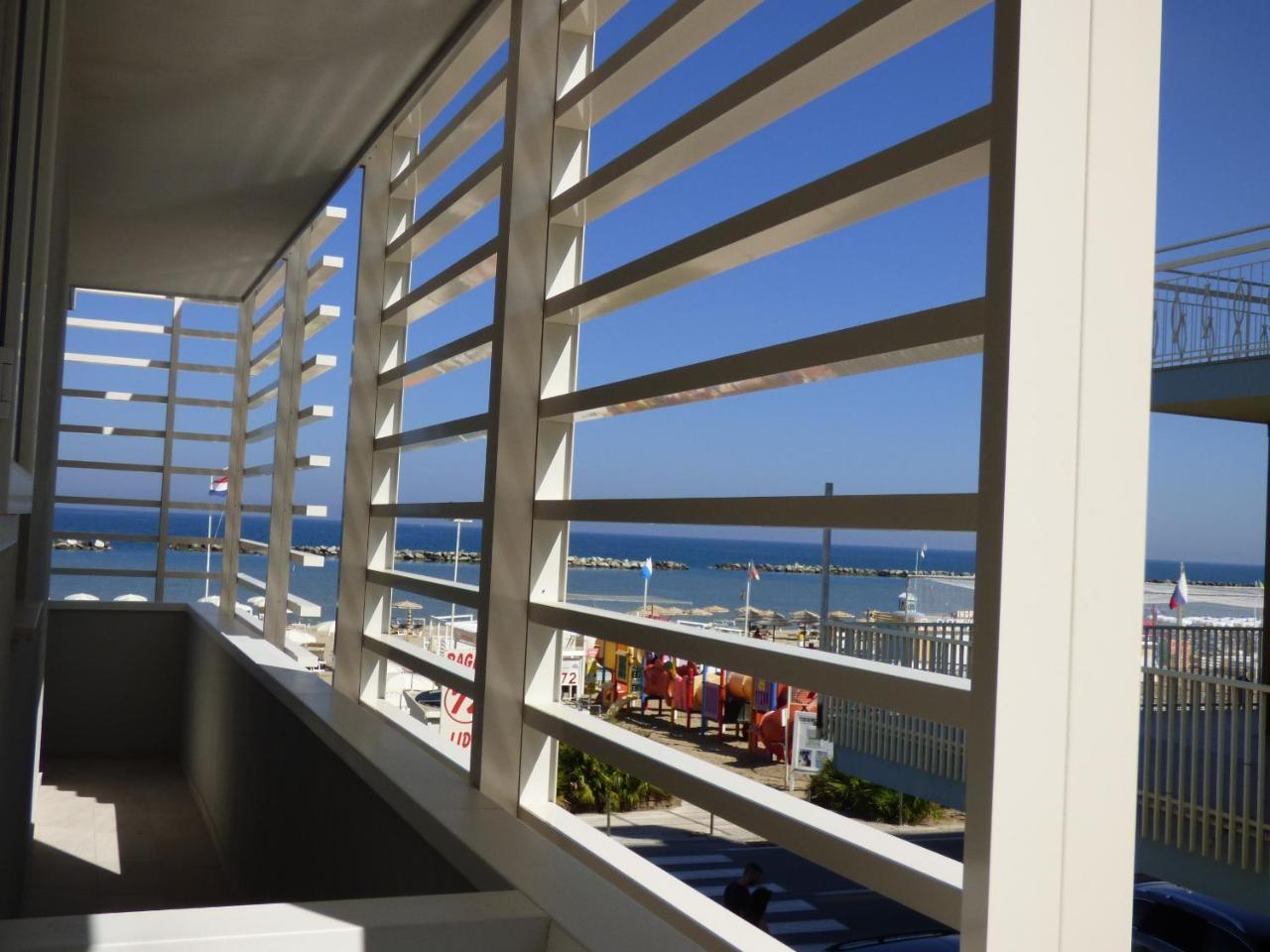 Hotel Trevi Bellaria-Igea Marina Exterior photo
